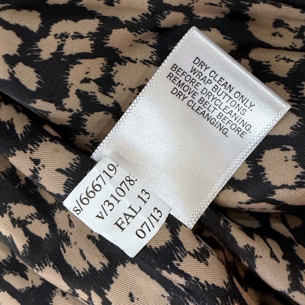 Banana Republic Leopard Lining Black Trench Coat XS Belt Whimsigoth Animal Print - Picture 7 of 8